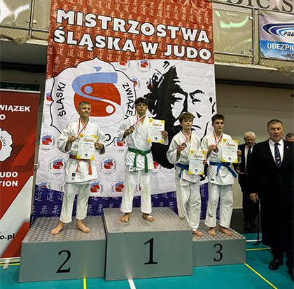 8 medali i 7 kwalifikacji do Mistrzostw Polski U15 i 4 do Pucharu Polski U13 judoków Millenium AKRO Rzeszów!